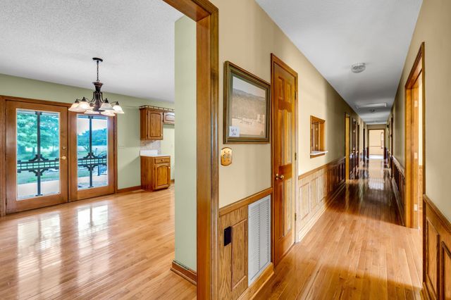 28 Ok Rd, Lawrenceburg, TN 38464