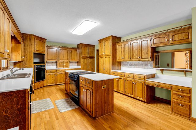 28 Ok Rd, Lawrenceburg, TN 38464