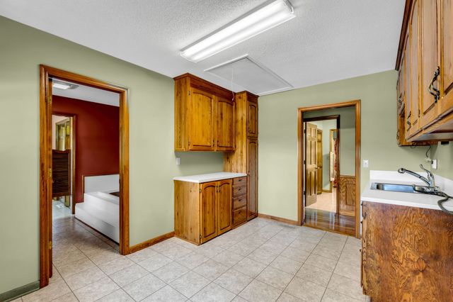 28 Ok Rd, Lawrenceburg, TN 38464