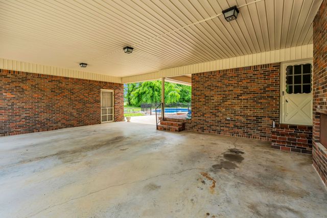 28 Ok Rd, Lawrenceburg, TN 38464