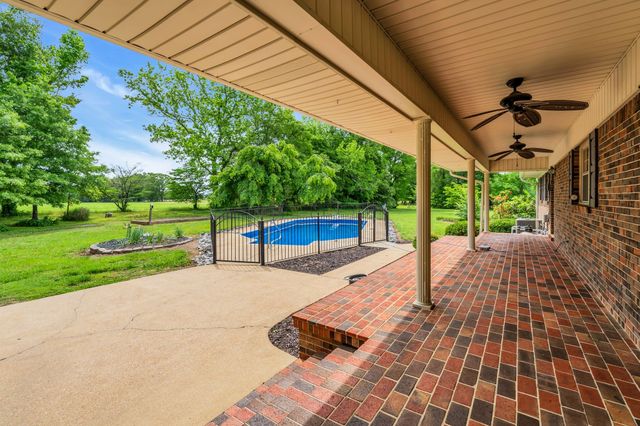 28 Ok Rd, Lawrenceburg, TN 38464