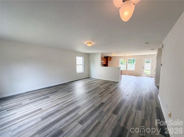 2534 Stream Bank Drive, Charlotte, NC 28269