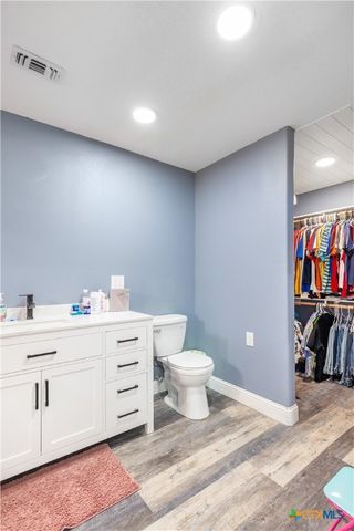 219 Burt, Yoakum, TX 77995