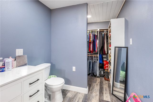 219 Burt, Yoakum, TX 77995