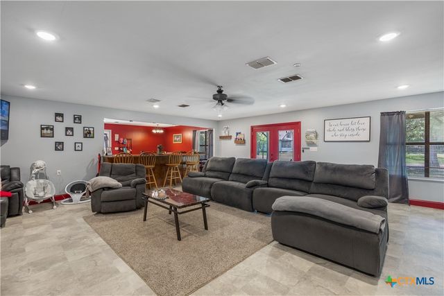 219 Burt, Yoakum, TX 77995