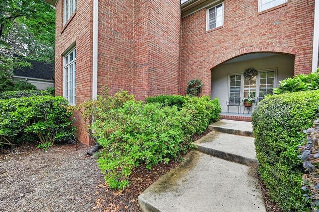 3 Paces West Terrace NW, Atlanta, GA 30327