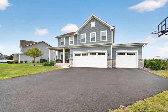 3032 Grande Trail, Yorkville, IL 60560