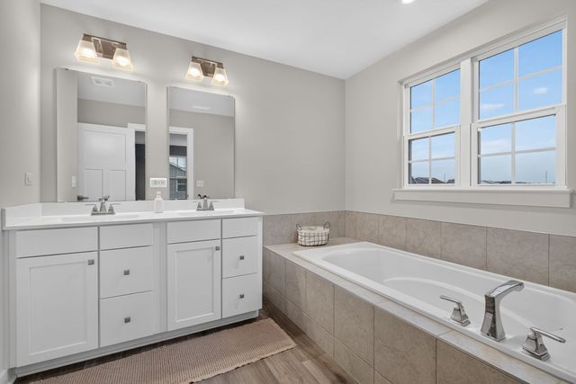 3032 Grande Trail, Yorkville, IL 60560