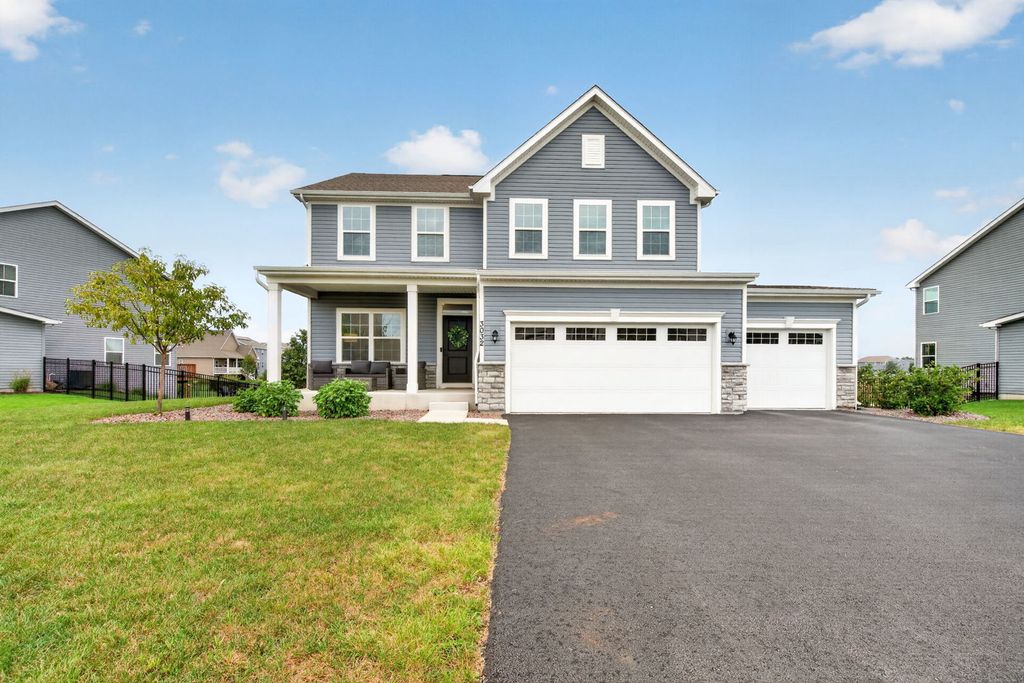 3032 Grande Trail, Yorkville, IL 60560