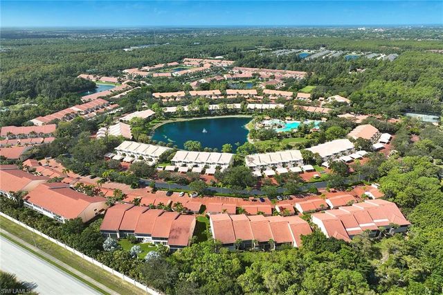 2405 Hidden Lake DR 4705, Naples, FL 34112