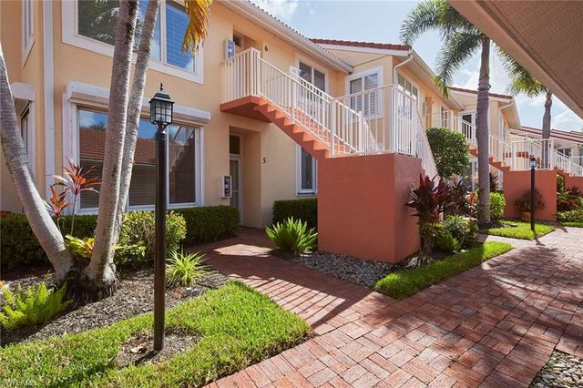 2405 Hidden Lake DR 4705, Naples, FL 34112