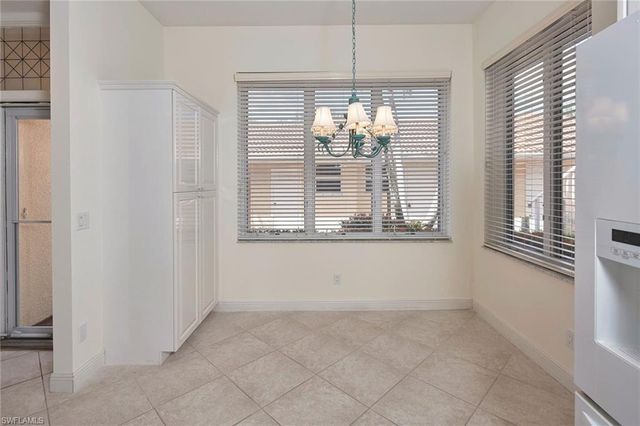 2405 Hidden Lake DR 4705, Naples, FL 34112