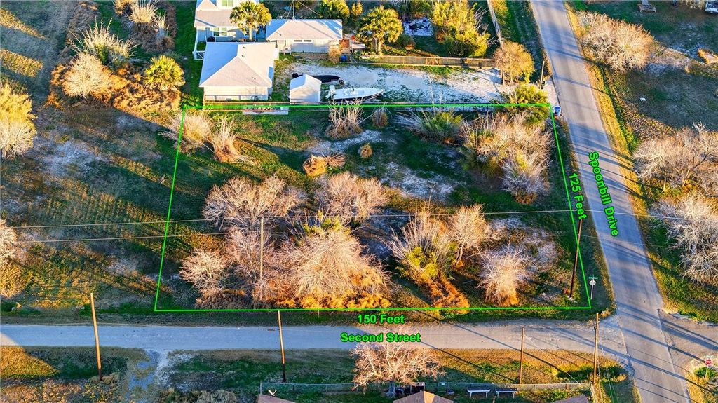 402 Second St, Bayside, TX 78340 — photo 3