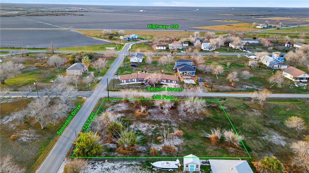 402 Second St, Bayside, TX 78340 — photo 4