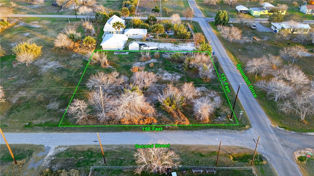402 Second St, Bayside, TX 78340 — photo 5