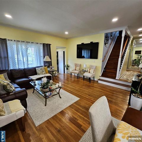 136 Isabelle Street, Metuchen, NJ 08840
