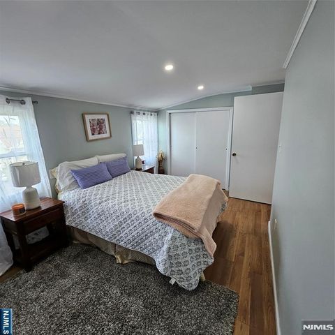 136 Isabelle Street, Metuchen, NJ 08840