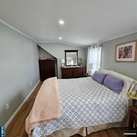 136 Isabelle Street, Metuchen, NJ 08840