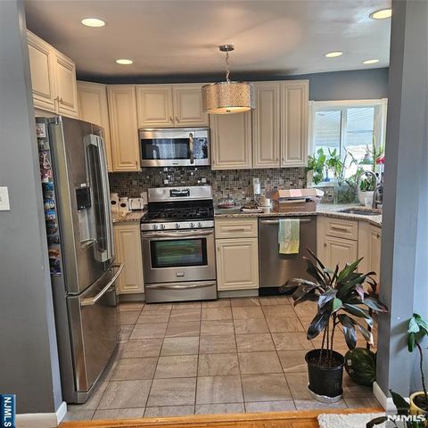 136 Isabelle Street, Metuchen, NJ 08840