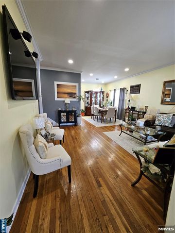 136 Isabelle Street, Metuchen, NJ 08840