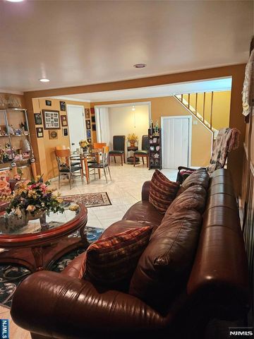 136 Isabelle Street, Metuchen, NJ 08840