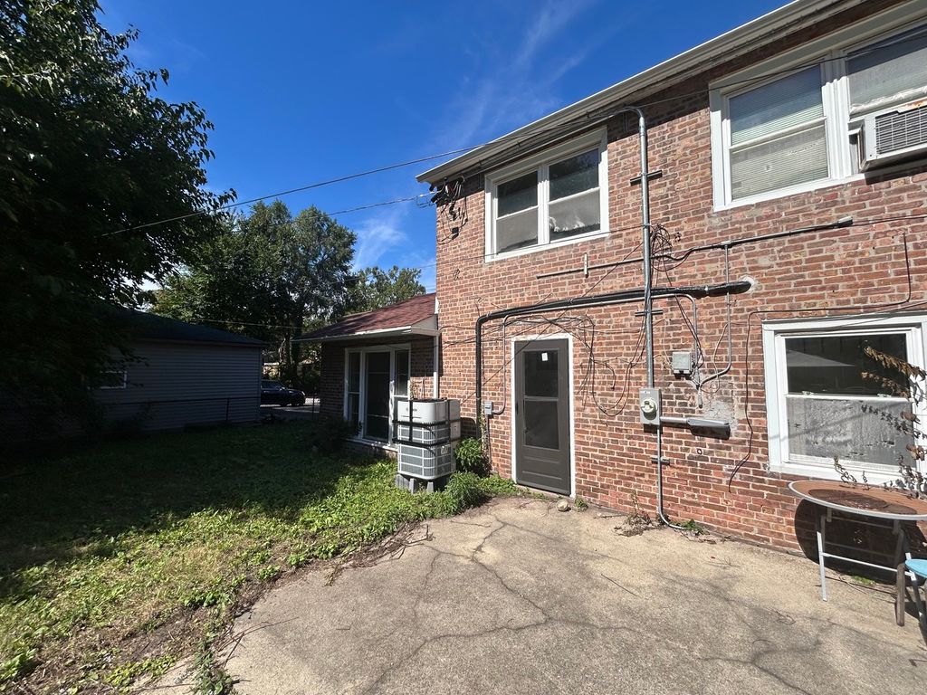9148 S Burnside Avenue, Chicago, IL 60619 — photo 2