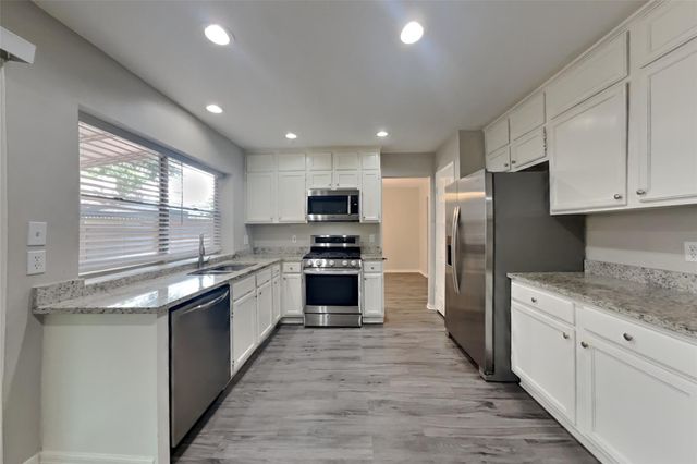 9530 Cabin Creek Drive, Houston, TX 77064