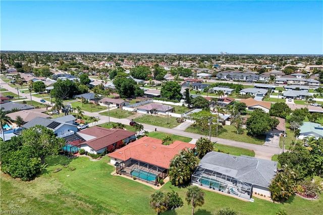 3718 SE 8th AVE, Cape Coral, FL 33904