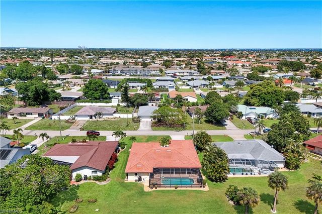 3718 SE 8th AVE, Cape Coral, FL 33904