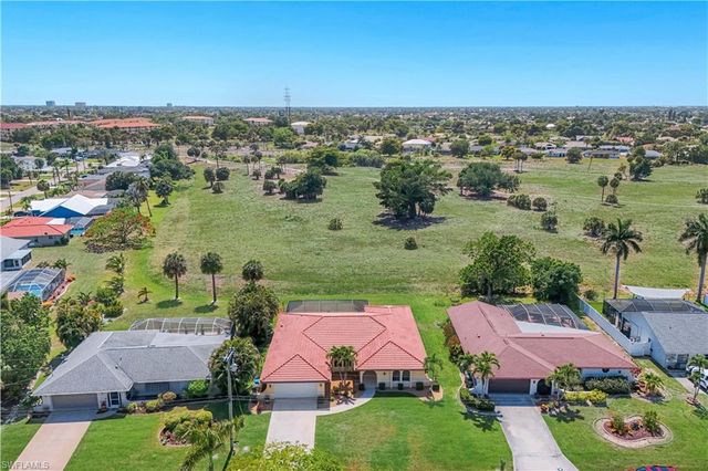 3718 SE 8th AVE, Cape Coral, FL 33904