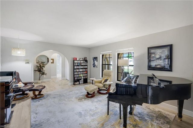 3718 SE 8th AVE, Cape Coral, FL 33904