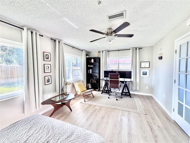 4033 W 13, Bradenton, FL 34205