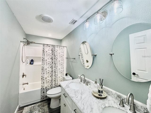 4033 W 13, Bradenton, FL 34205