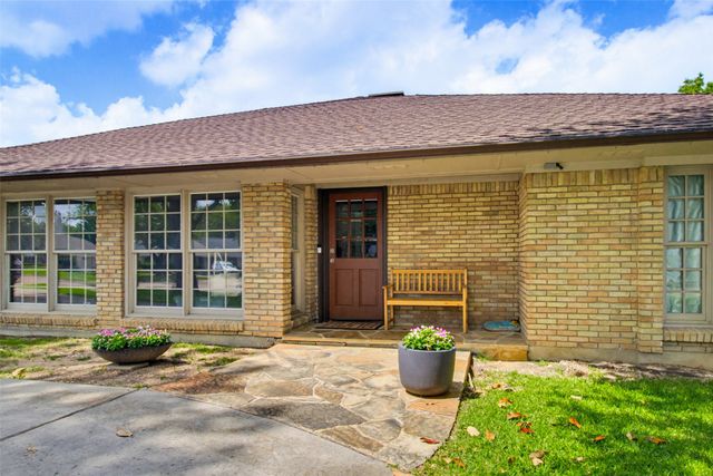 4707 Willow, Dallas, TX 75244