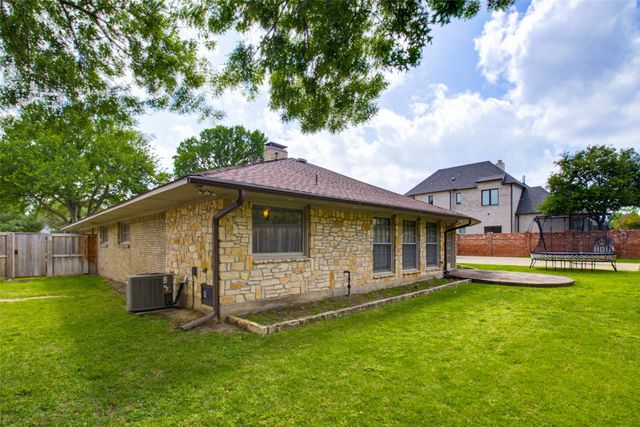 4707 Willow, Dallas, TX 75244