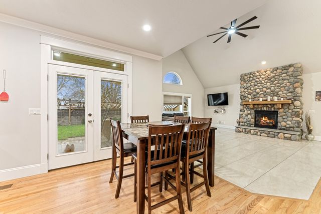 1653 Kentucky Court, Central Point, OR 97502