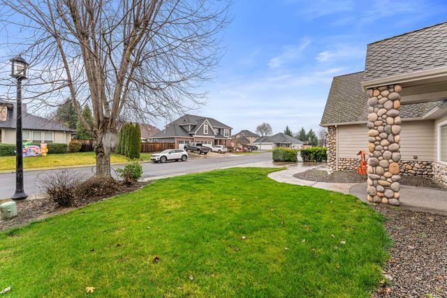 1653 Kentucky Court, Central Point, OR 97502