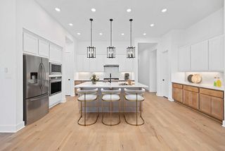 133 Cloverton CRES, Hutto, TX 78634