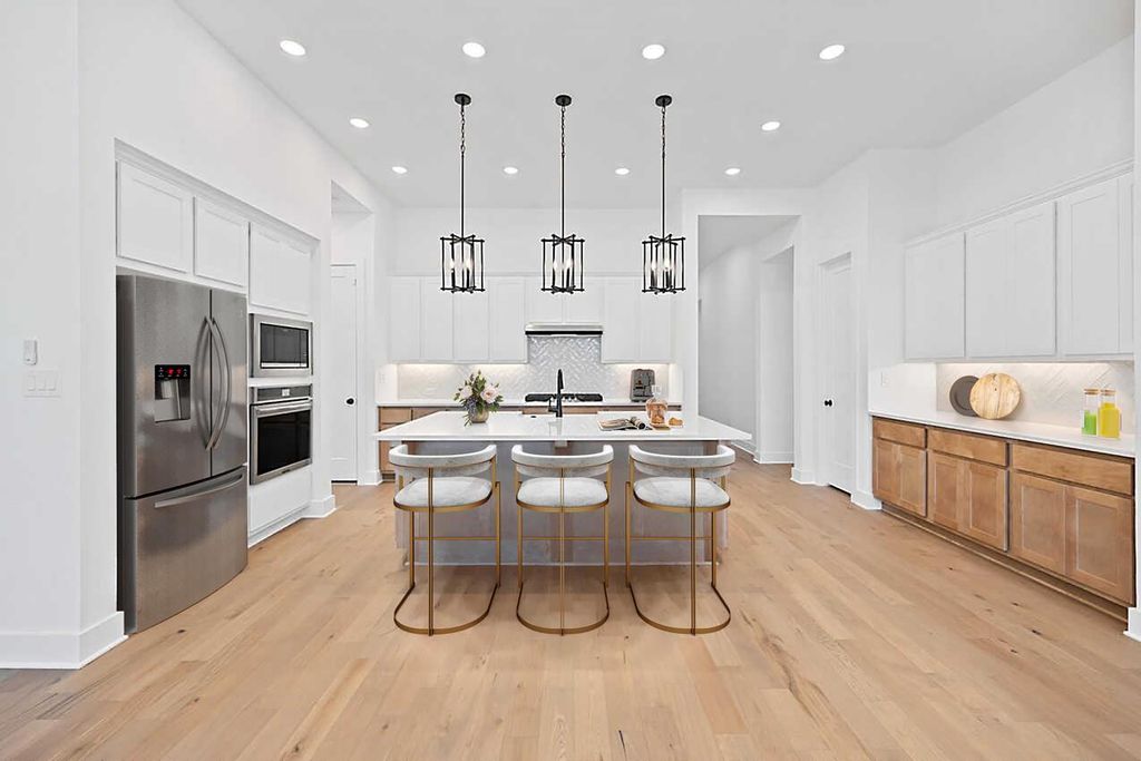 133 Cloverton CRES, Hutto, TX 78634