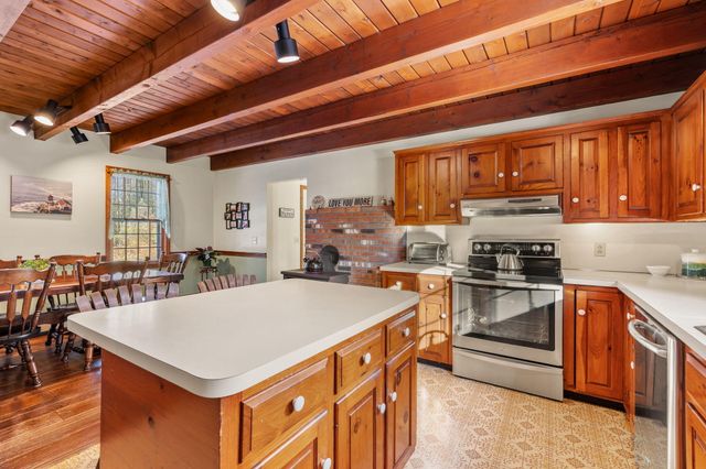 25 Indian Pond Road, Kingston, MA 02364