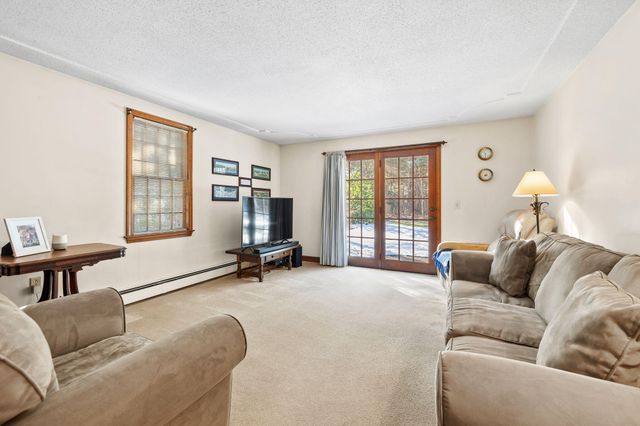 25 Indian Pond Road, Kingston, MA 02364