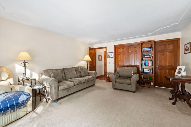 25 Indian Pond Road, Kingston, MA 02364