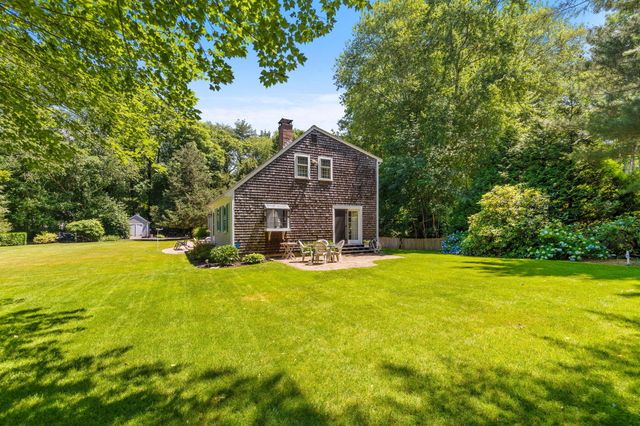 25 Indian Pond Road, Kingston, MA 02364