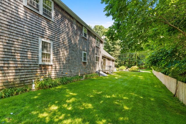 25 Indian Pond Road, Kingston, MA 02364