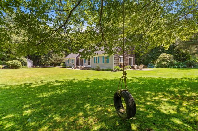 25 Indian Pond Road, Kingston, MA 02364