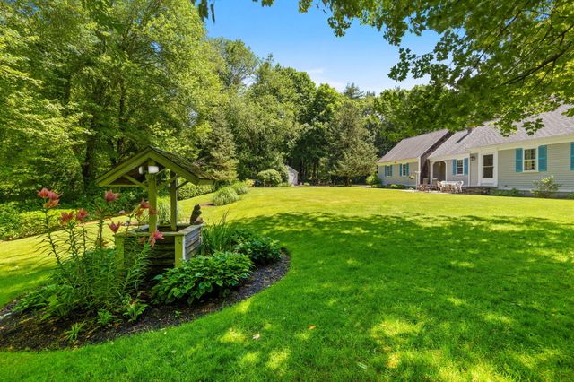 25 Indian Pond Road, Kingston, MA 02364