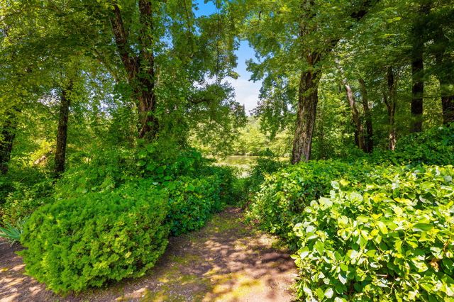 25 Indian Pond Road, Kingston, MA 02364
