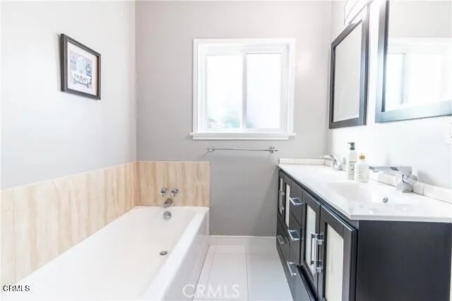 412 S Kenneth Road, Burbank, CA 91501