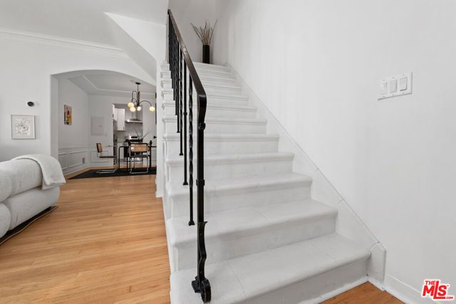 1270 N Hayworth Avenue, West Hollywood, CA 90046