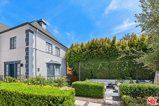 1270 N Hayworth Avenue, West Hollywood, CA 90046